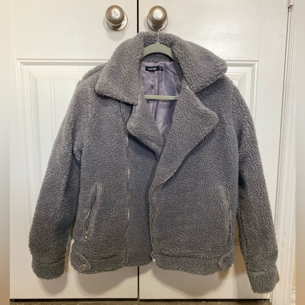 Boohoo gray teddy biker jacket size 6 S/M